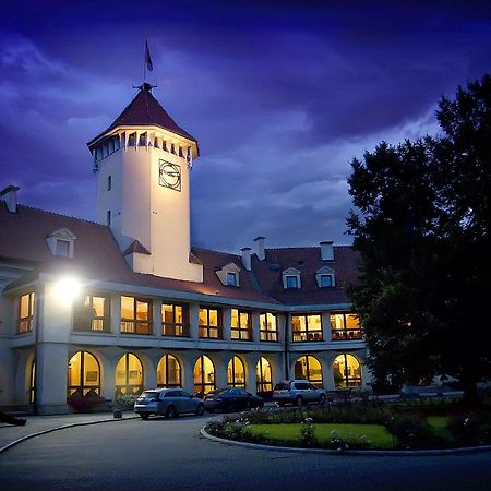 Hotel Zamek Pultusk Dom Polonii Ngoại thất bức ảnh