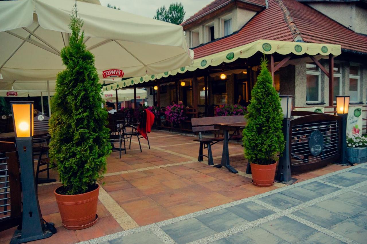 Hotel Zamek Pultusk Dom Polonii Ngoại thất bức ảnh